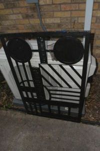 lot 455 image: Metal garden trellis