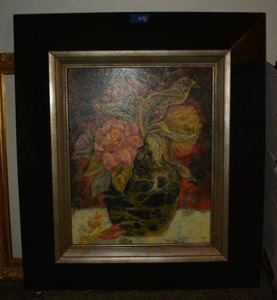 lot 348 image: Wall art Flora Bunda by Carolyn Holman