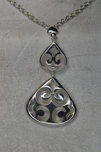 lot 35 image: Sterling Silver drop pendant necklace. Marked 925. 18L. Overall 22L.