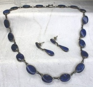 lot 174 image: Vintage 950 Silver Sodalite oval disc station necklace with safety catch clasp. 16L Unmarked. Includes post earrings. Marked 950