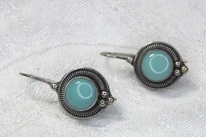 lot 153 image: Sterling Silver and Aventurine or Larimar bezel set ear wire earrings. Marked 925. 1.25L
