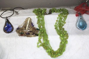 lot 193 image: Glass jewelry selection. Includes (2) Dichroic pendant cord necklace, bracelet plus