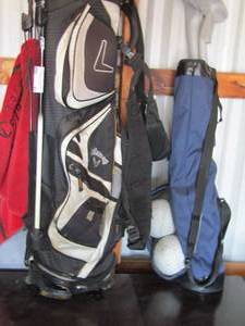 lot 94 image: black and white golf bag Bay Galloway brand- kids plastic golf club set with 2 balls