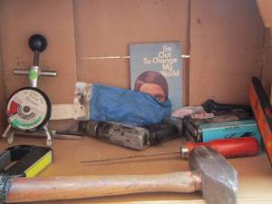 lot 144 image: belt tension gauge, 2 handsaws, tin can caps, hammer, level and more