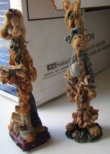lot 157 image: Boyds Bears and Friends the folkstone collection bunny figurines qty 2