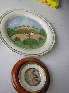 lot 159 image: Art of Chokin mini plate, wooden plate, Sango stone dcor plate