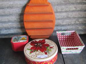 lot 162 image: 2 tin cans, oval shelf, Christmas trey