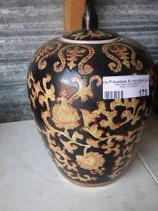 lot 175 image: vase with lid, minor crack