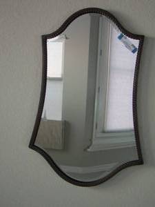 lot 42 image: Wall Mirror 3017