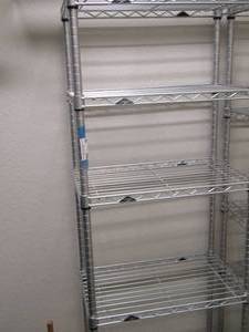 lot 56 image: METRO metal 5 tier shelf on wheels   662314