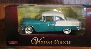 lot 212 image: vintage vehicle NIB
