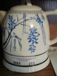 lot 213 image: Ceramic electric kettle model # GF-P1056-871