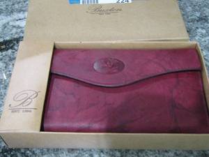 lot 224 image: Buxton Red Leather womens wallet new