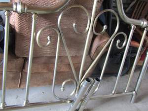 lot 52 image: Brass head board metal frame queen size