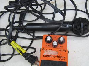 lot 83 image: boss distortion DS-1 Pedal And microphone