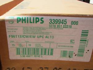 lot 120 image: Philip fluorescent lights 2 boxes