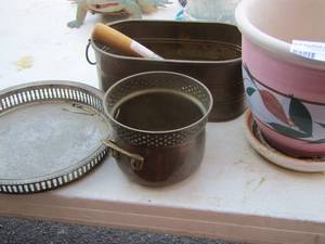 lot 158 image: pink plant pot, silver round platter, brass oblong bucket - brass bowl