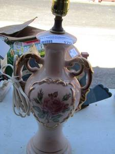 lot 170 image: pink floral double handled table lamp no shade