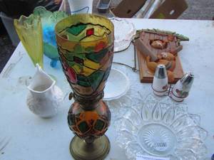 lot 189 image: qty 2 floral design crystal bowls, coffee house wall sign, plastic squirrel wall sign, yellow vase, blue footed bowl, white small handled creamer and more