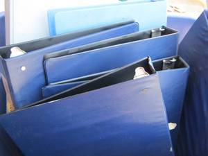 lot 201 image: blue tote of binders various size
