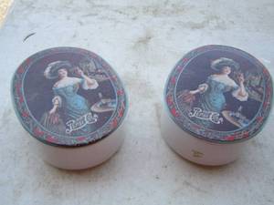 lot 214 image: drink antique Pepsi cola music boxes
