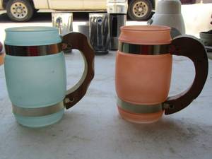 lot 218 image: qty 2 siesta ware barrel cups