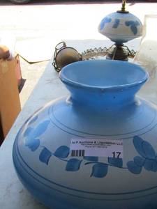 lot 17 image: VINTAGE CHANDLELIER WITH A BLUE HAND PAINTED GLOBE