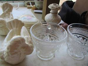 lot 224 image: 2 crystal handled coffee cups, 2 dcor birds, heart trinket box and more