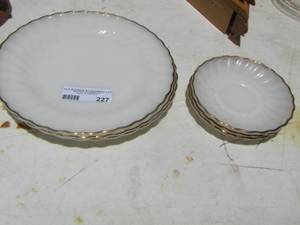 lot 227 image: qty 3 gold rim saucers, qty 3 gold rim dinner plates