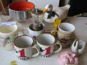 lot 237 image: coffee cups - salt shaker, dcor duck and more