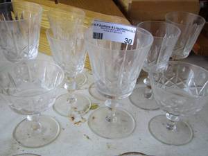 lot 30 image: 8 various size diamond cut glasses- wine - champagne - juice