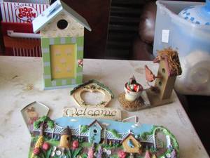 lot 245 image: home dcor lot