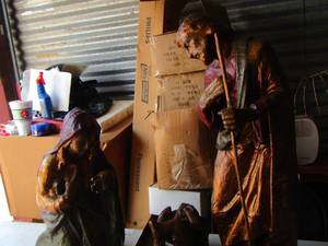 lot 26 image: PAPER MACHE NATIVITY  4 PCS