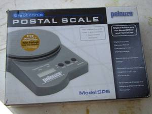 lot 260 image: Electronic POSTAL Scale by Pelouze appear nib