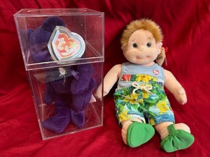 lot 25 image: 2TY beanie babies buzz and Princess Diana