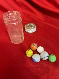 lot 41 image: Vintage Marbles