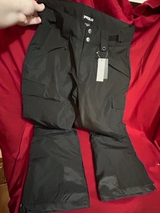 lot 52 image: TSLA MEDIUMREGULAR SNOW PANTS NEW