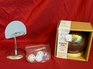 lot 72 image: Desktop Globe and Basketball Game Set