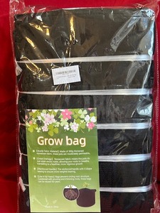 lot 109 image: Grow bag