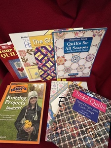 lot 199 image: Assorted beginner quilting books