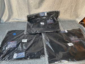 lot 222 image: Three pairs of 38 x 30 essential dress pants new in bag