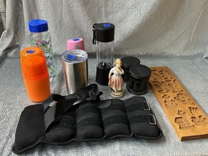 lot 234 image: Lot of miscellaneous bags