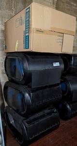 lot 18 image: Set of 4 Georgia-Pacific enMotion Model 59462A Automated Hand Towel Dispensers w 1 New in Box