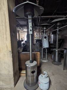 lot 96 image: Charmglow Propane Patio Deck Heater w Propane Tank