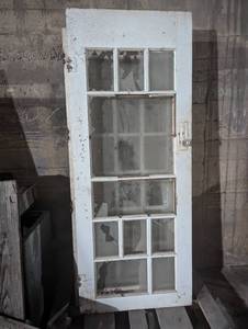 lot 185 image: Mixed Lot of 6 Wooden Framed Doors