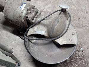 lot 304 image: Commercial Meat Grinder