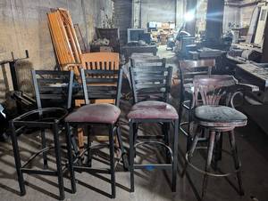 lot 329 image: Mixed Lot of 7 High Top Chairs
