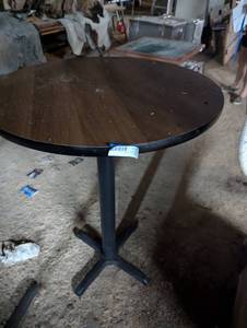 lot 222 image: Brown Round Restaurant Table (30)