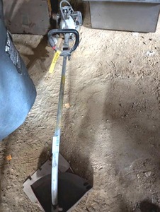 lot 252 image: 68D01 STIHL S5 F2 Weedeater