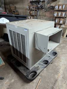 lot 262 image: Phoenix Window Mount Evaporative Swamp Cooler